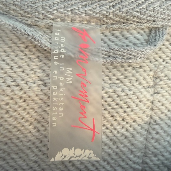 NEW Free People Movement Flutter Sleeve Sweatshirt Tank Heather Grey - Picture 8 of 9